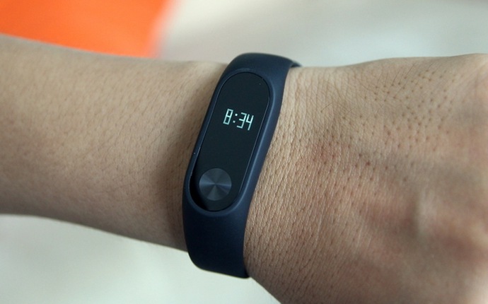 vong-deo-tay-thong-minh-du-lich-loakeotay-net